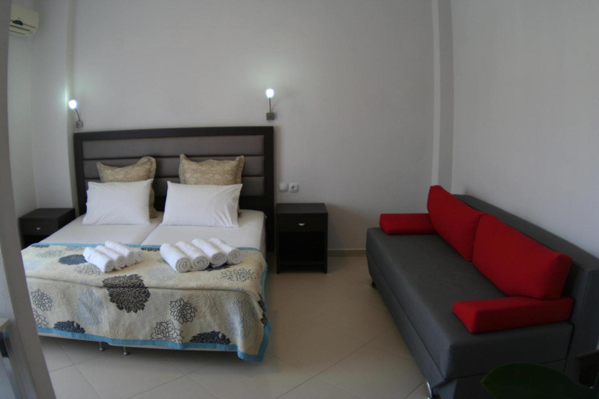 Mare D'Oro Apartment Sarti Bagian luar foto