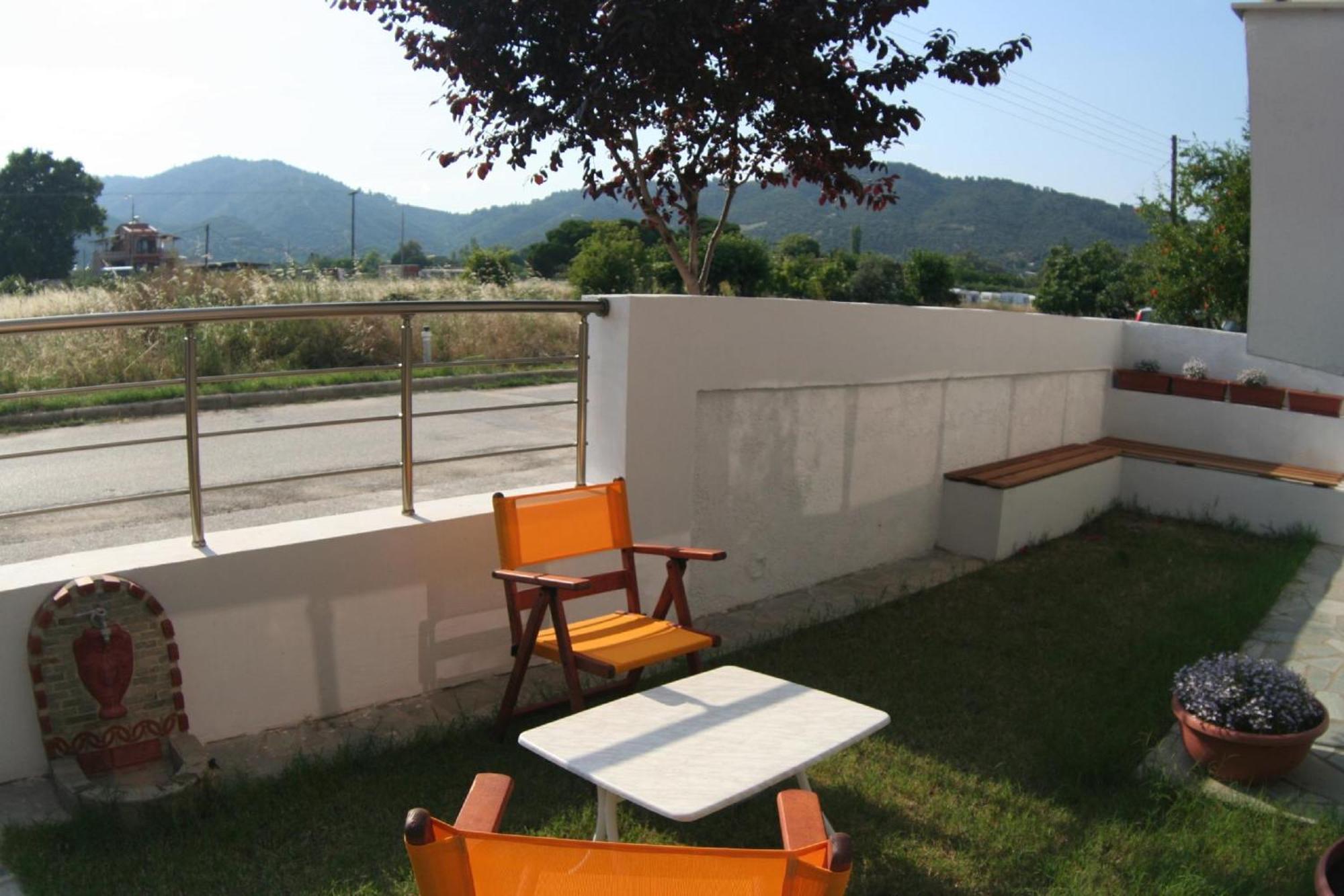 Mare D'Oro Apartment Sarti Bagian luar foto